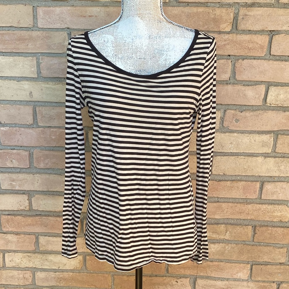 H&M Black & white stripe long sleeve